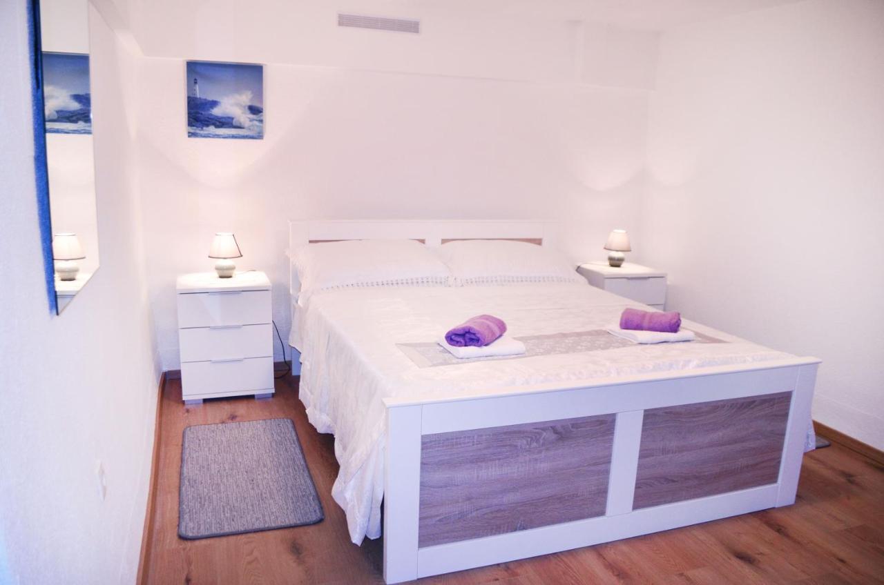 Apartment Samanic Малинська Екстер'єр фото
