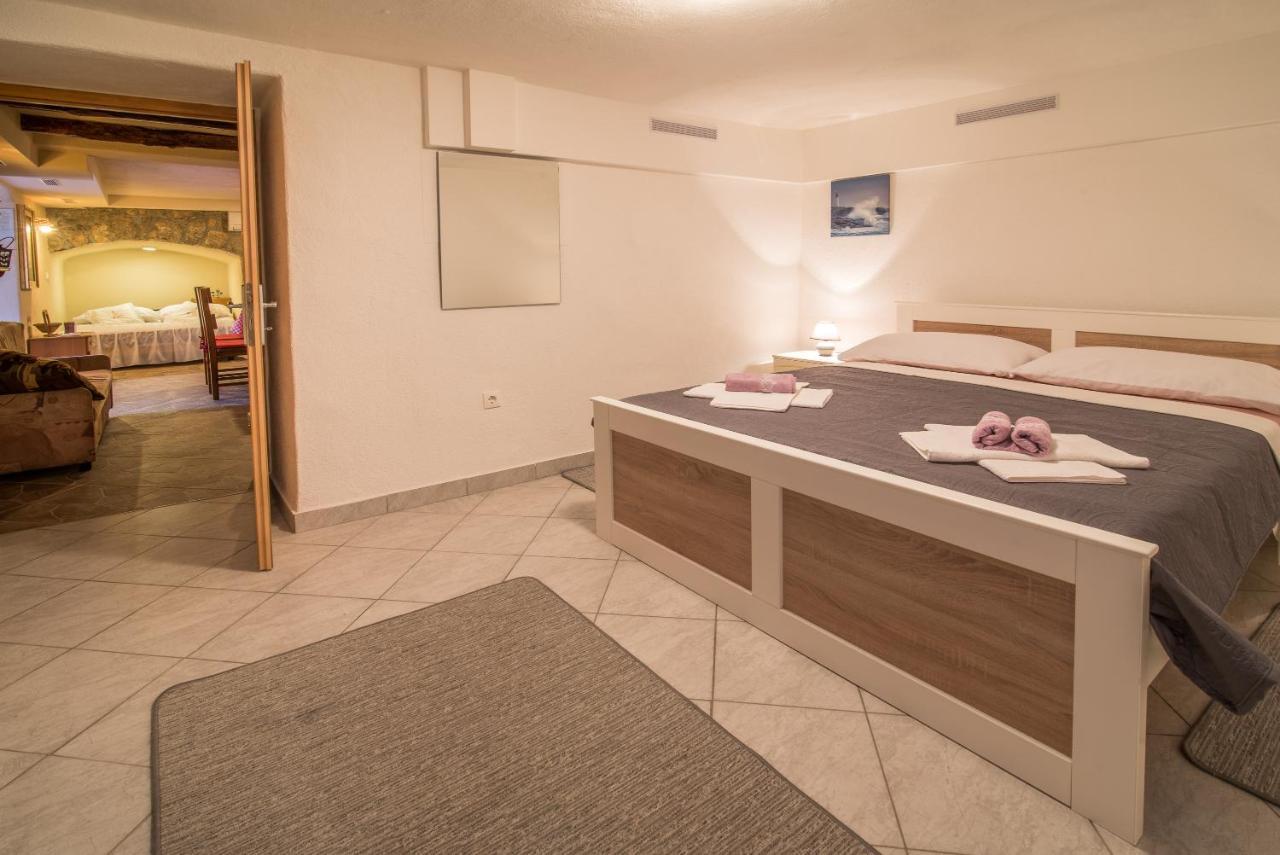 Apartment Samanic Малинська Екстер'єр фото